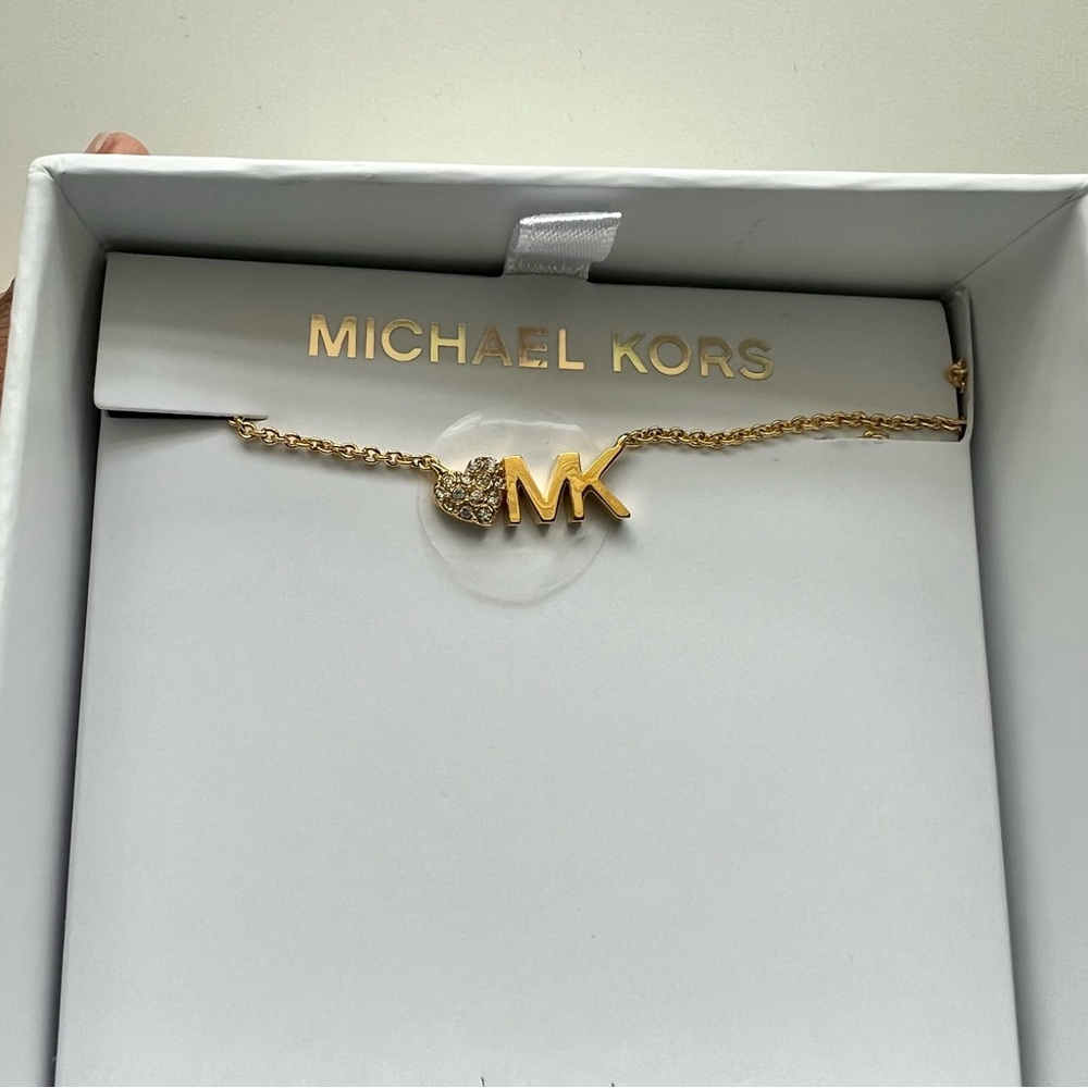 NWT Michael Kors MK Gold-Tone Brass Pendant Necklace